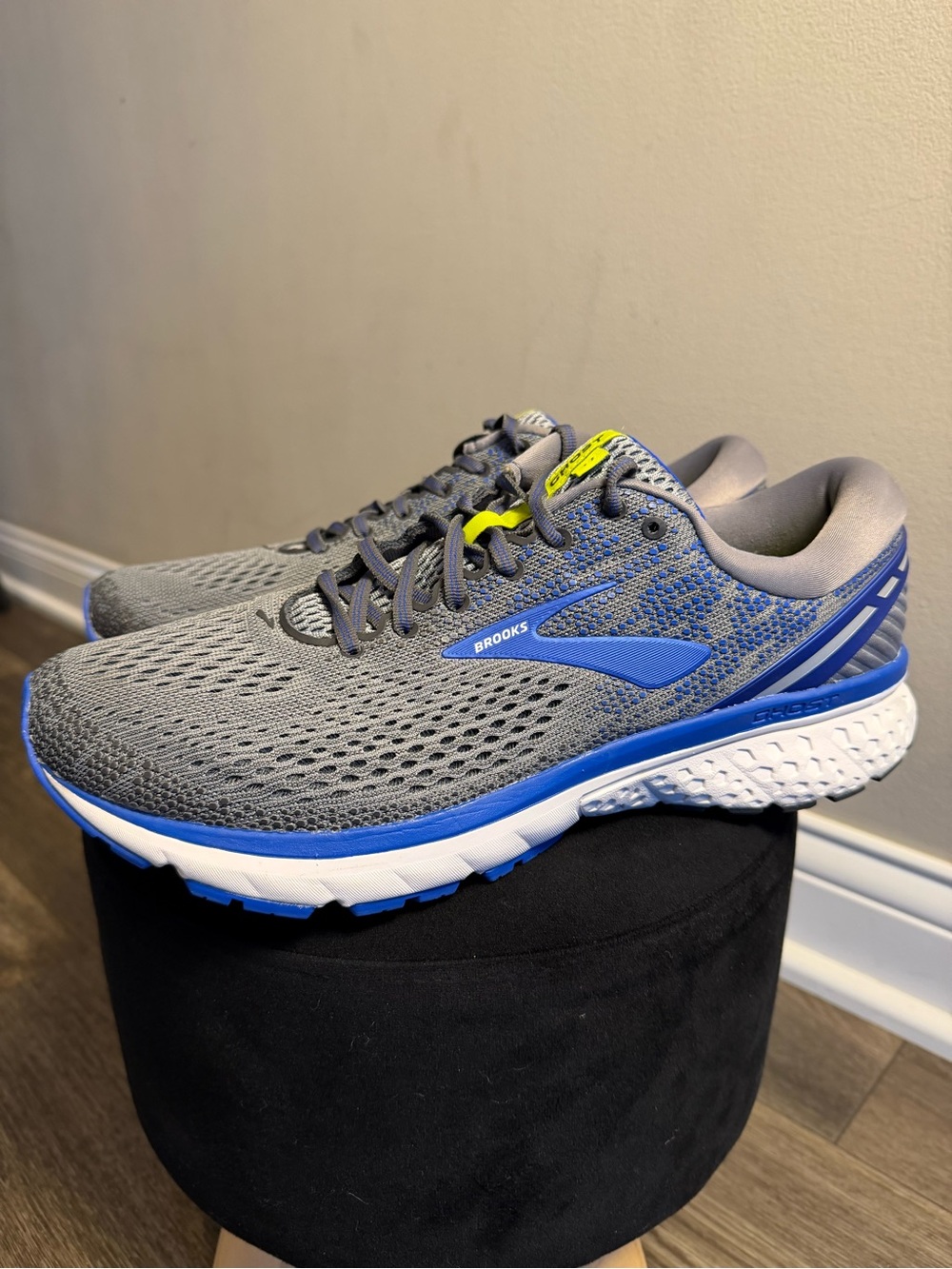 Brooks Gray and Blue Men's Running Sneakers